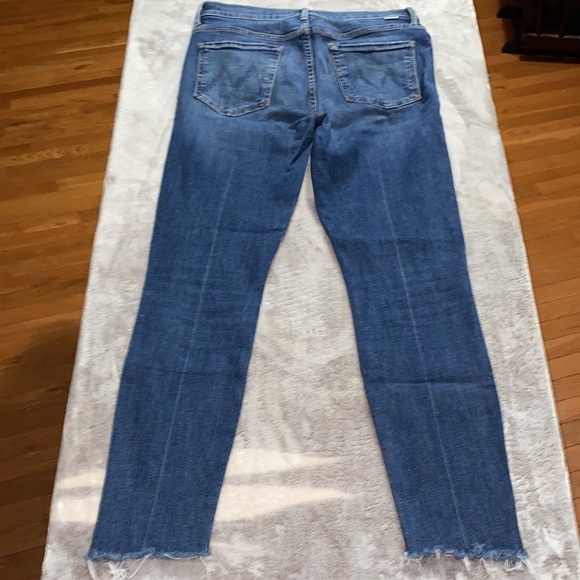 MOTHER THE STUNNER ZIP ANKLE STEP FRAY IN WALKING ON COALS HIGH RISE RAW HEM - Picture 10 of 15